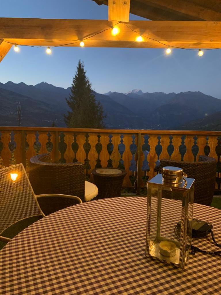 Chalet Miravidi, Montchavin-La Plagne, Jacuzzi & Sauna Exterior foto